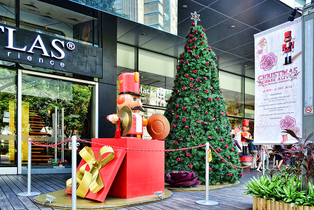 Christmas tree at TripleOne Somerset, Singapore