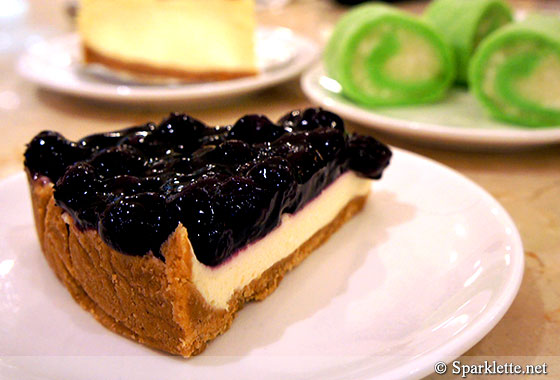 Blueberry cream cheese pie