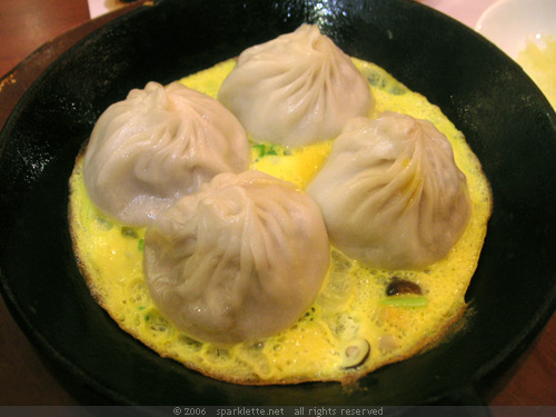 Pan Fried Shanghai Pork Dumpling in Hot Plate