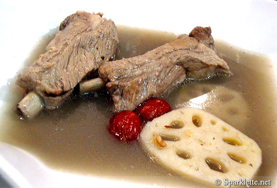 Pork rib lotus root soup