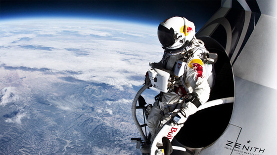 Red Bull Stratos mission: Felix Baumgartner's space jump
