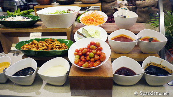 Salad dressings, condiments and toppings